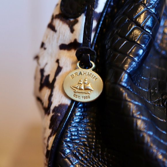 Authentic Brahmin Black\White Shoulder Bag Leather & Fur - Picture 5 of 12